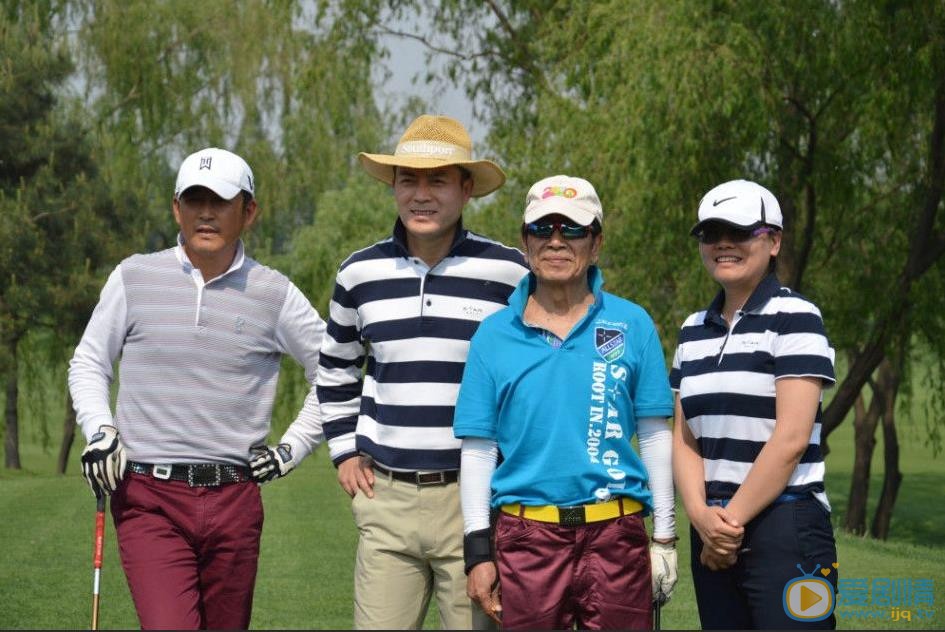 王志飞高尔夫运动写真 王志飞高清写真_王志飞高清剧照