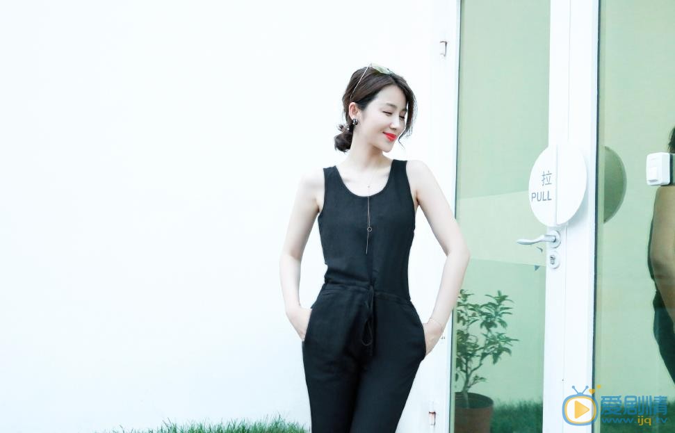 李呈媛时尚街拍照 李呈媛高清写真_李呈媛高清剧照