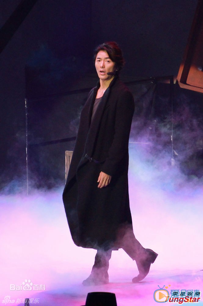 郑伊健演唱会舞台照 郑伊健高清写真_郑伊健高清剧照