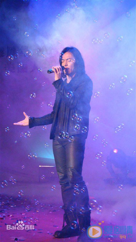 郑伊健演唱会舞台照 郑伊健高清写真_郑伊健高清剧照