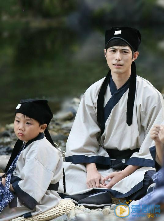 陈学冬《一年级》综艺照 陈学冬高清写真_陈学冬高清剧照