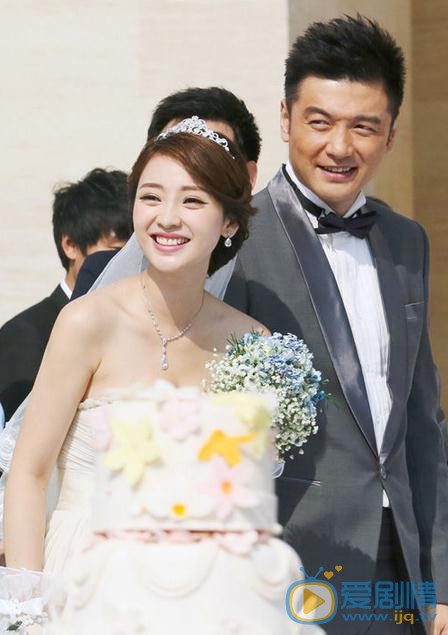 王策《咱们结婚吧》剧照 王策《咱们结婚吧》剧照