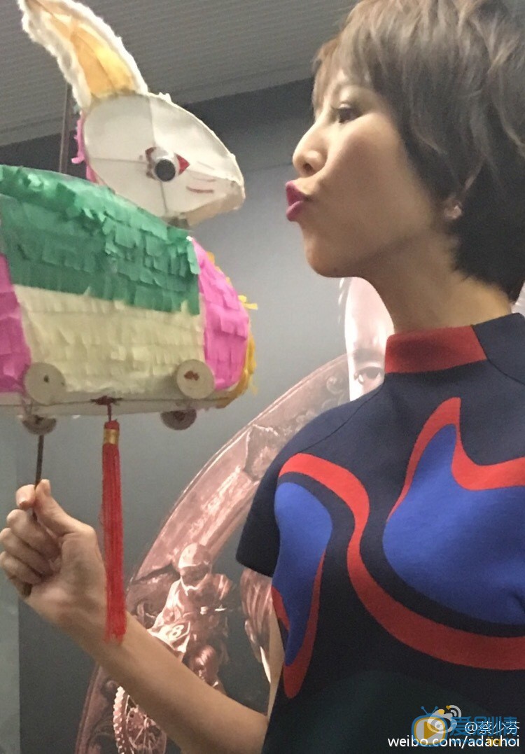 蔡少芬逗逼卖萌照 蔡少芬高清写真_蔡少芬高清剧照