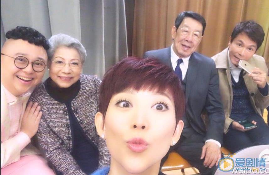 蔡少芬逗逼卖萌照 蔡少芬高清写真_蔡少芬高清剧照