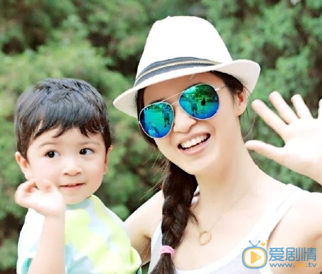 龚蓓苾家人照 龚蓓苾高清写真_龚蓓苾高清剧照
