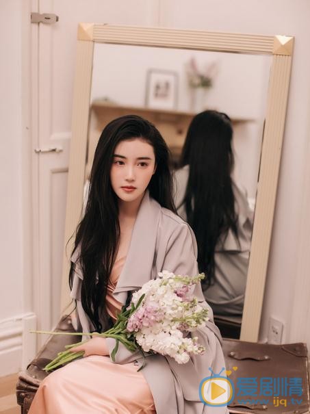 张辛苑时尚魅力写真 张辛苑高清写真_张辛苑高清剧照