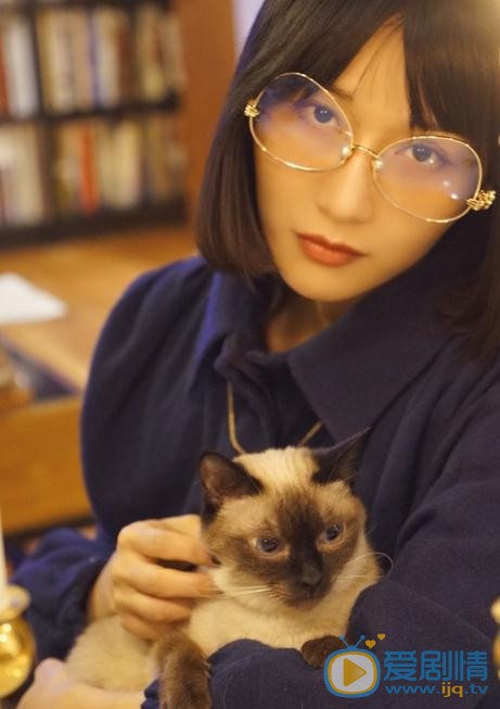 张辛苑文艺写真 张辛苑高清写真_张辛苑高清剧照