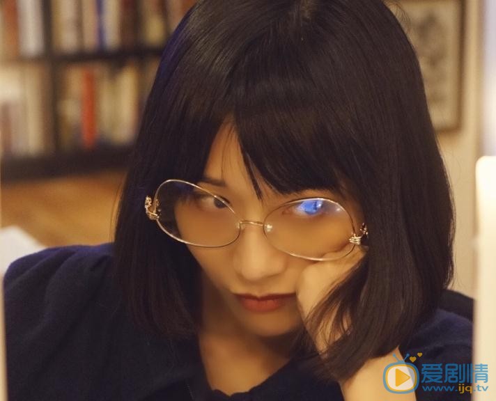 张辛苑文艺写真 张辛苑高清写真_张辛苑高清剧照