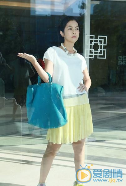 任容萱《背着奶奶进城》剧照 任容萱高清写真_任容萱高清剧照