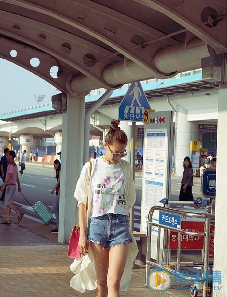 周秀娜街拍写真 周秀娜高清写真_周秀娜高清剧照