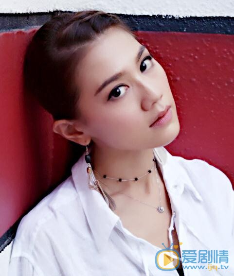 周秀娜街拍写真 周秀娜高清写真_周秀娜高清剧照