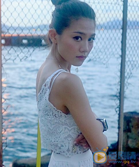 周秀娜街拍写真 周秀娜高清写真_周秀娜高清剧照