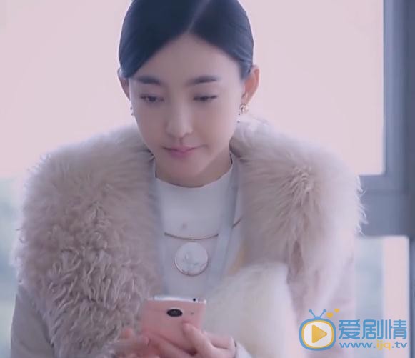 漂洋过海来看你郑楚用的什么手机？手机是什么牌子的？