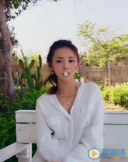 小刘佳生活照 小刘佳高清写真_小刘佳高清剧照