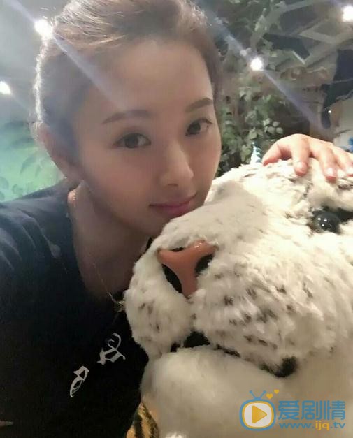 小刘佳生活照 小刘佳高清写真_小刘佳高清剧照