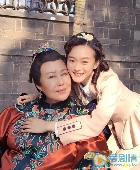 何泓姗片场照 何泓姗高清写真_何泓姗高清剧照