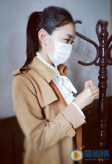何泓姗片场照 何泓姗高清写真_何泓姗高清剧照