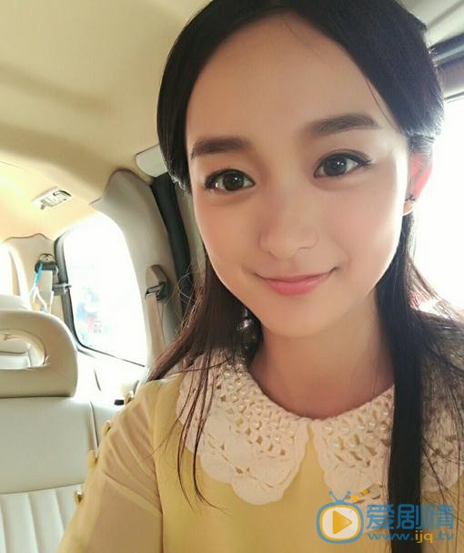 何泓姗片场照 何泓姗高清写真_何泓姗高清剧照
