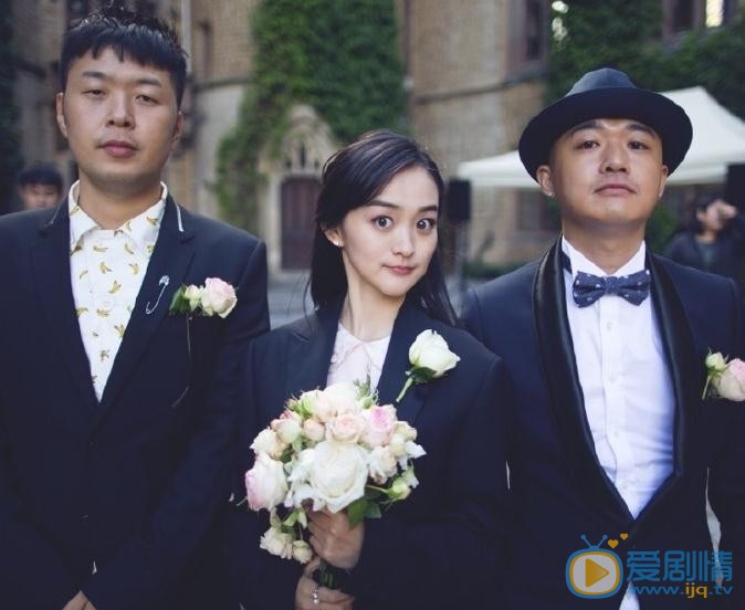 何泓姗参加婚礼照 何泓姗高清写真_何泓姗高清剧照