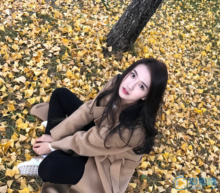 许龄月街拍写真 许龄月高清写真_许龄月高清剧照