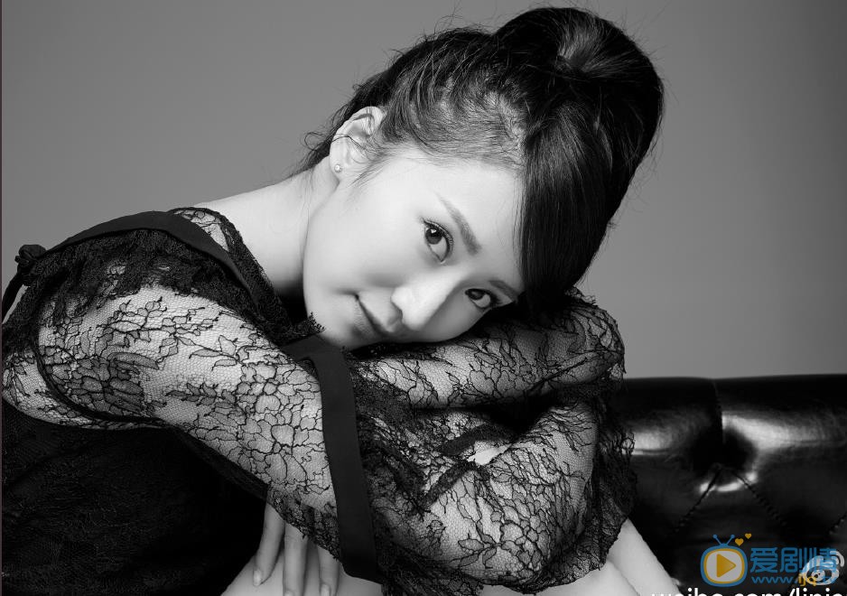 李念杂志封面大片 李念高清写真_李念高清剧照