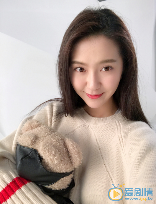 许龄月生活照 许龄月高清写真_许龄月高清剧照