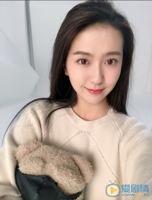 许龄月生活照 许龄月高清写真_许龄月高清剧照