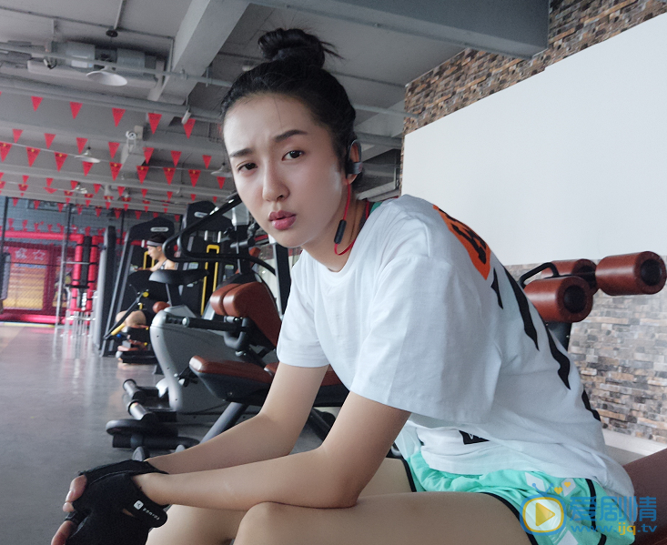 许龄月生活照 许龄月高清写真_许龄月高清剧照