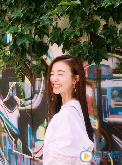 于莎莎街拍写真 于莎莎高清写真_于莎莎高清剧照