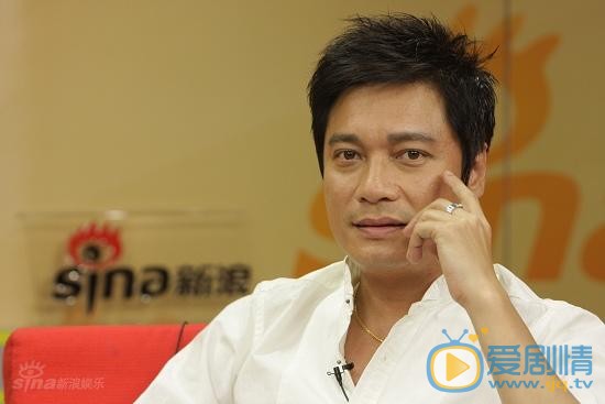 罗嘉良参加活动照 罗嘉良高清写真_罗嘉良高清剧照