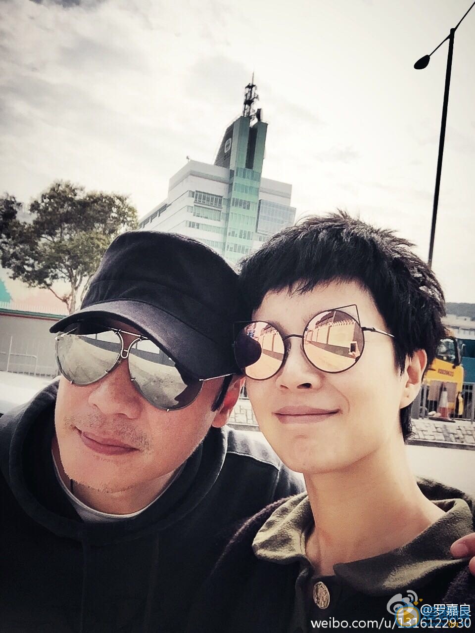 罗嘉良夫妻同框照 罗嘉良高清写真_罗嘉良高清剧照