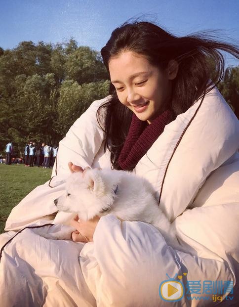 苗苗生活照 苗苗高清写真_苗苗高清剧照
