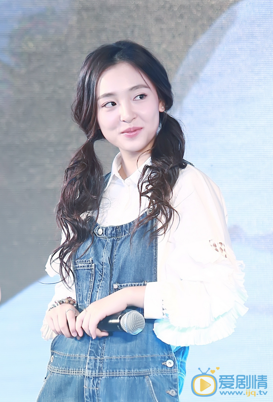 吴倩活动照 吴倩高清写真_吴倩高清剧照