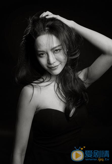 钟楚曦性感写真 钟楚曦高清写真_钟楚曦高清剧照