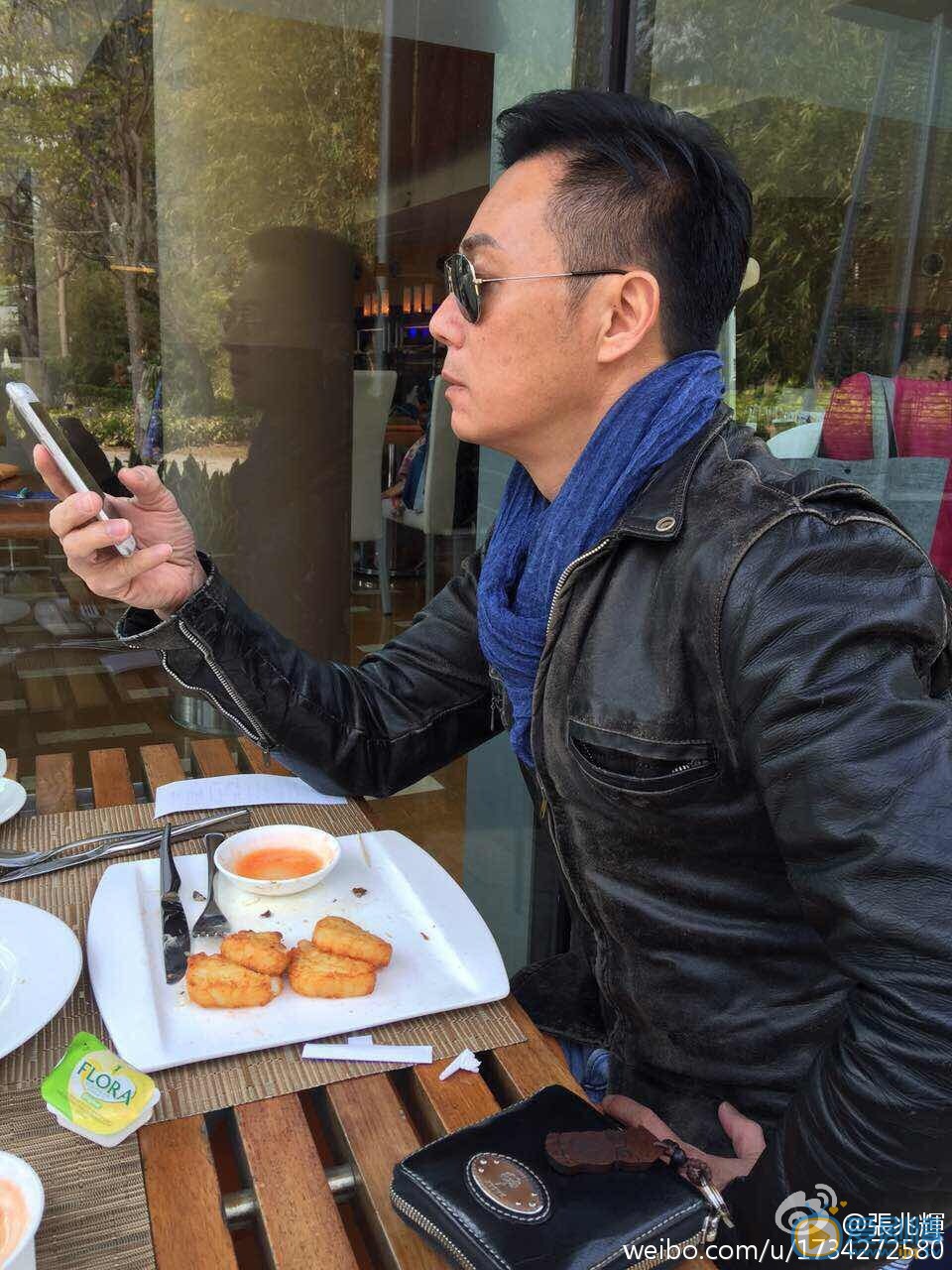 张兆辉生活照 张兆辉高清写真_张兆辉高清剧照