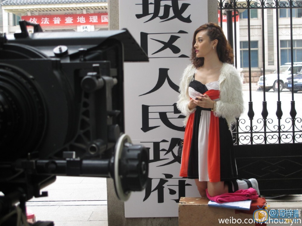 周梓言片场照 周梓言高清写真_周梓言高清剧照