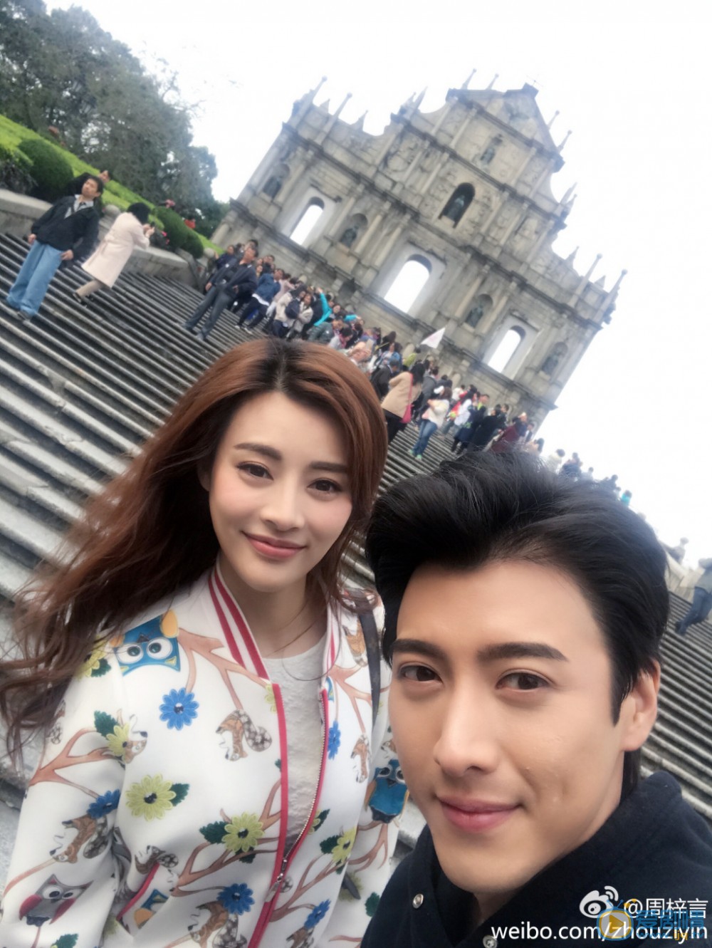 周梓言生活照 周梓言高清写真_周梓言高清剧照