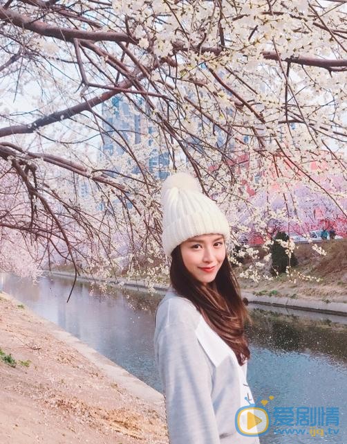 文咏珊街拍写真 文咏珊高清写真_文咏珊高清剧照