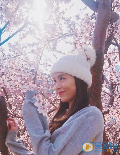 文咏珊街拍写真 文咏珊高清写真_文咏珊高清剧照