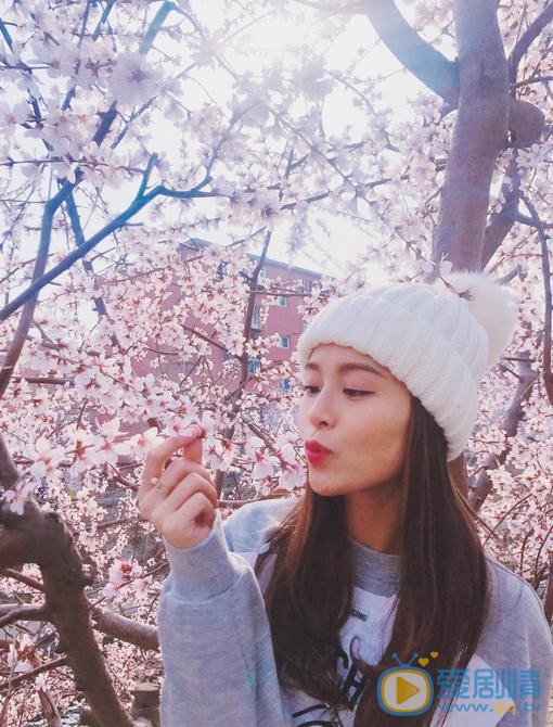 文咏珊街拍写真 文咏珊高清写真_文咏珊高清剧照