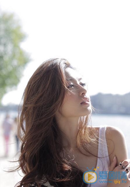 文咏珊时装周照 文咏珊高清写真_文咏珊高清剧照