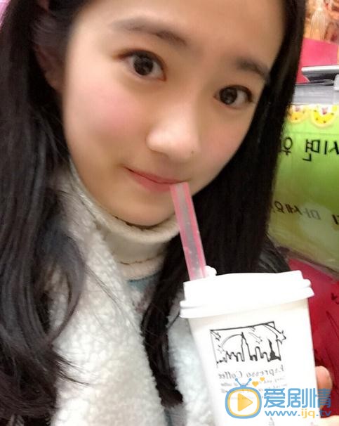 汤梦佳生活照 汤梦佳高清写真_汤梦佳高清剧照