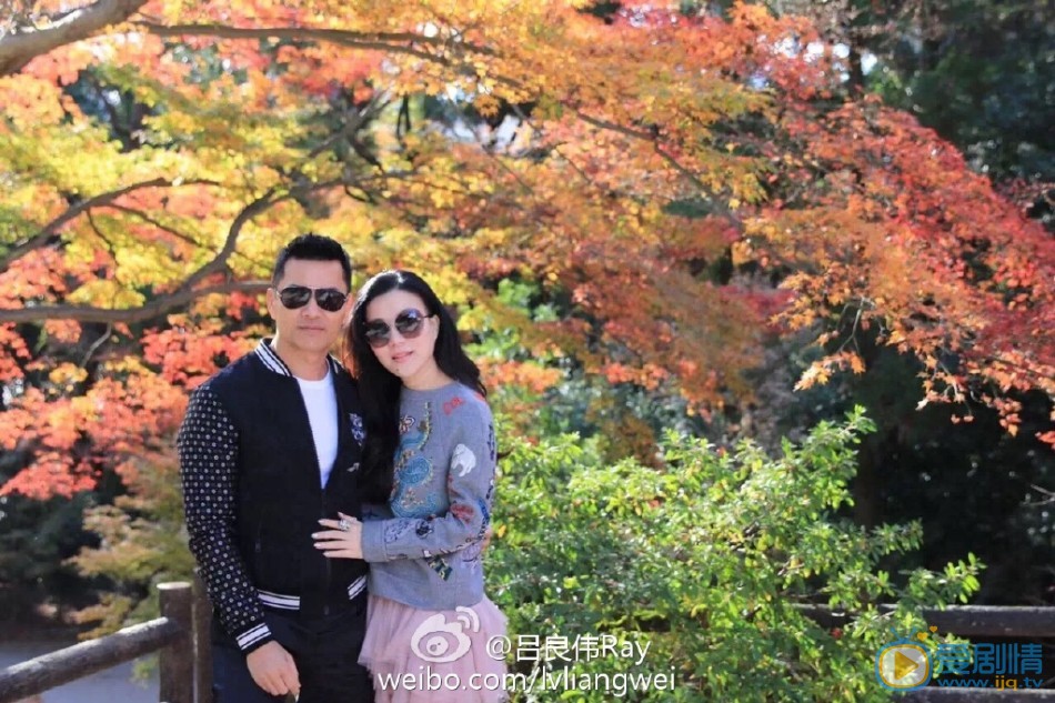 吕良伟吕良伟和妻子同框 吕良伟高清写真_吕良伟高清剧照