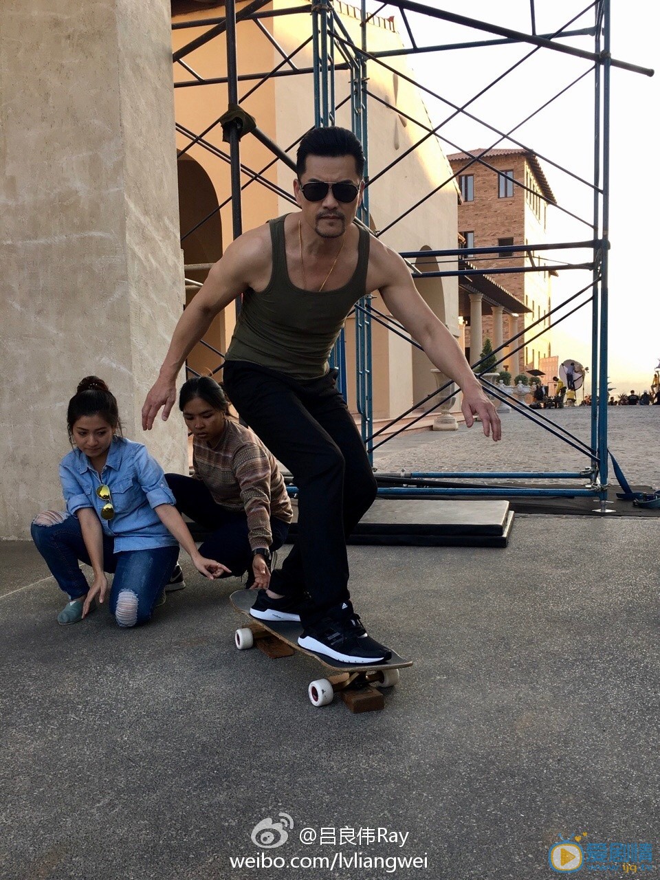 吕良伟生活照 吕良伟高清写真_吕良伟高清剧照
