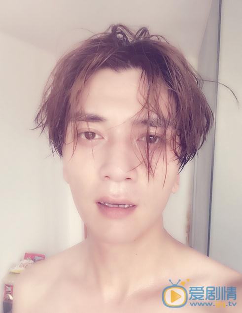高海生活照 高海高清写真_高海高清剧照