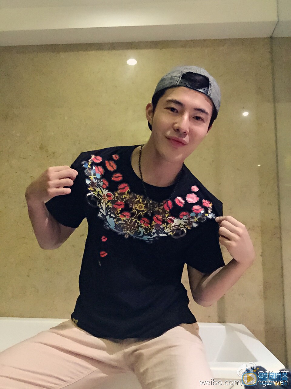 张子文生活照 张子文高清写真_张子文高清剧照