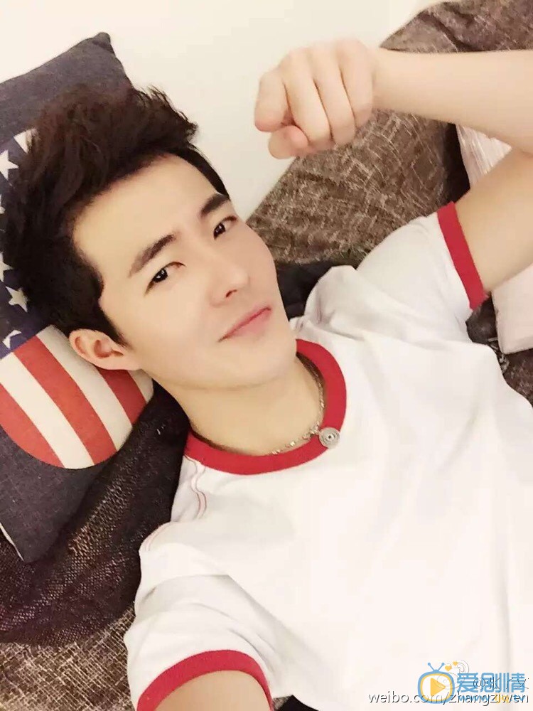 张子文生活照 张子文高清写真_张子文高清剧照