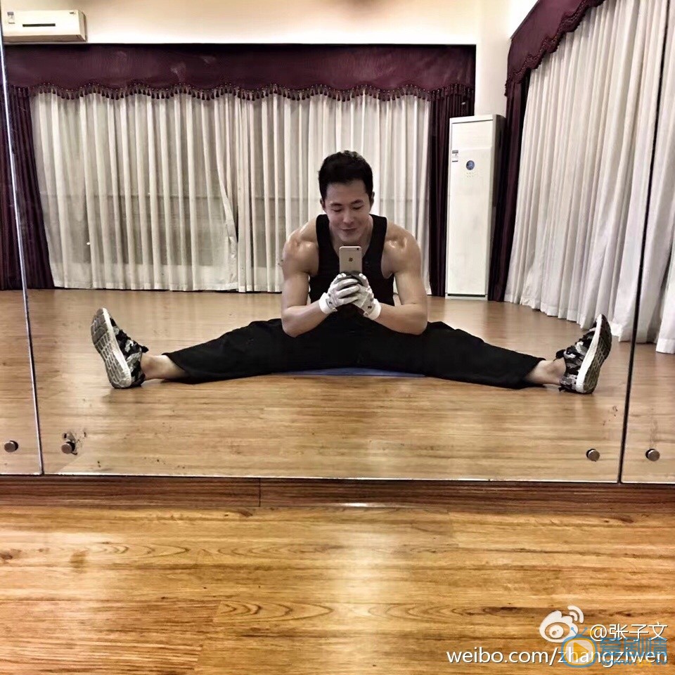 张子文运动健身照 张子文高清写真_张子文高清剧照