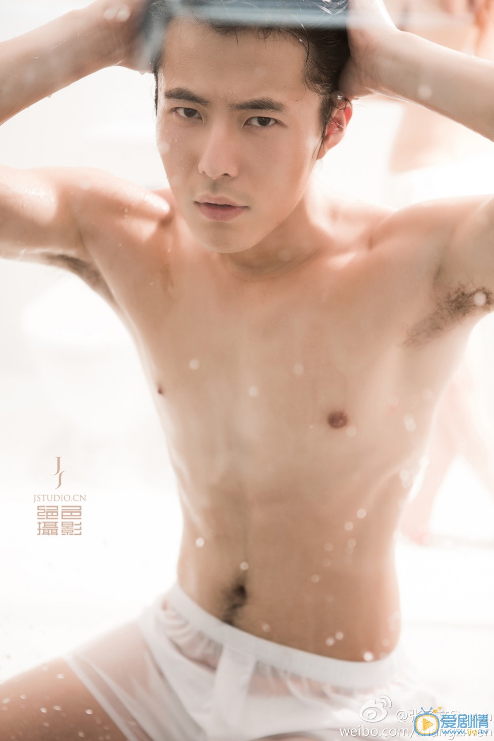 张子文肌肉大片 张子文高清写真_张子文高清剧照