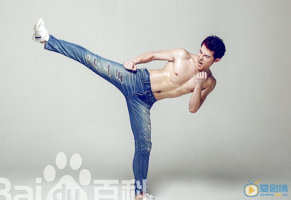 张子文肌肉大片 张子文高清写真_张子文高清剧照
